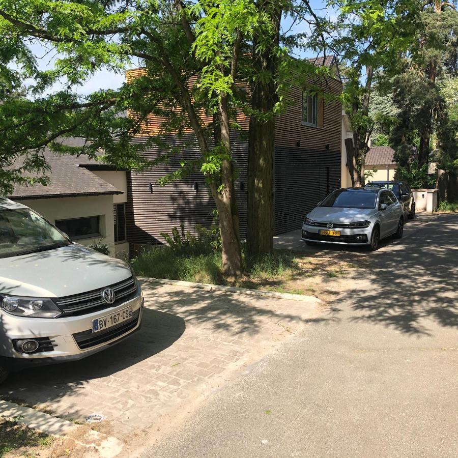 Denis & Virginie - Chateau A Pied - Parking Gratuit Версаль Екстер'єр фото